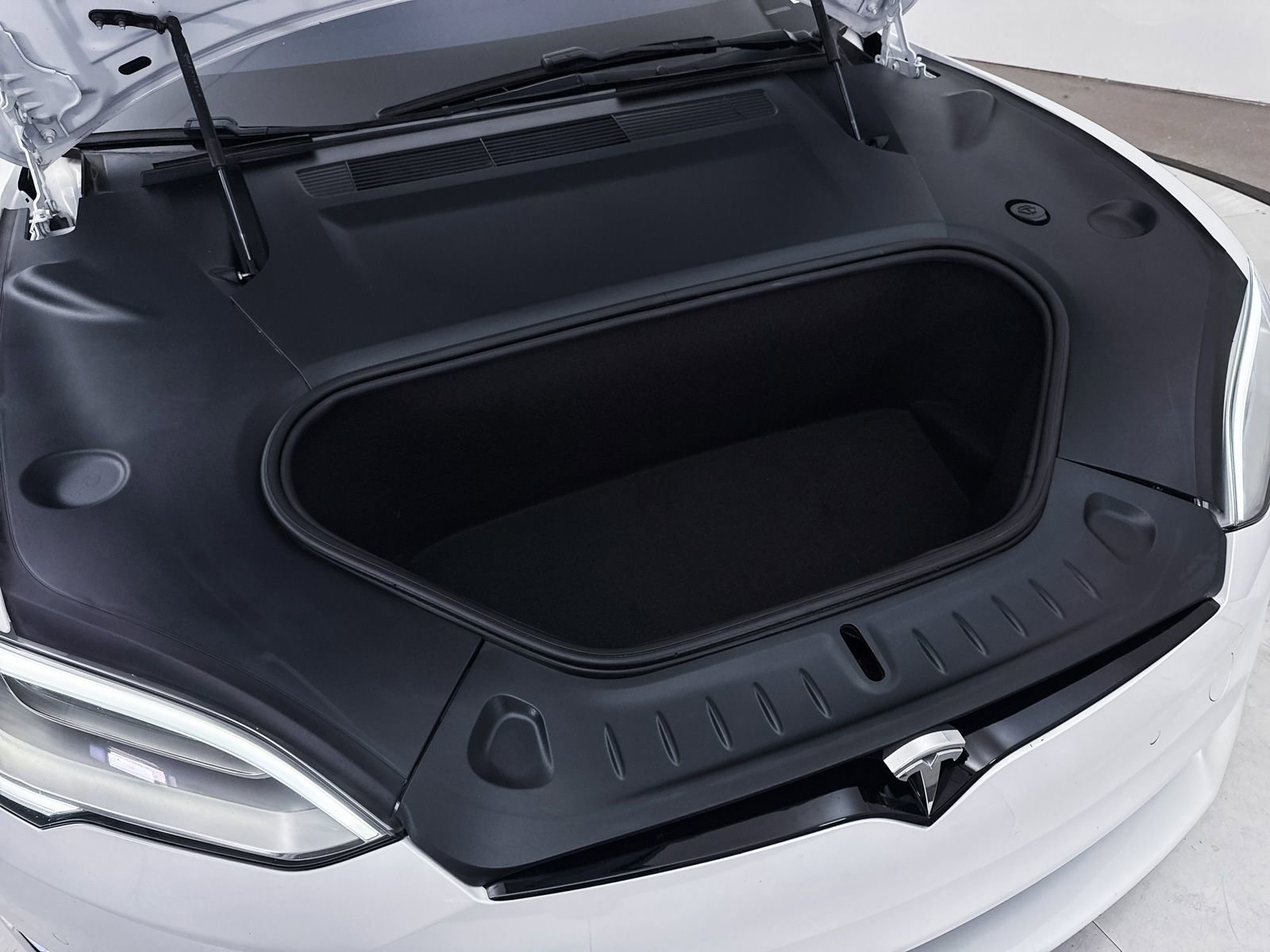 Used 2021 Tesla Model S Plaid AWD/4WD image 11