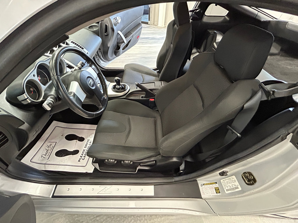 Used 2006 Nissan 350Z Coupe w/ (N93) Cargo Convenience Pkg RWD image 35