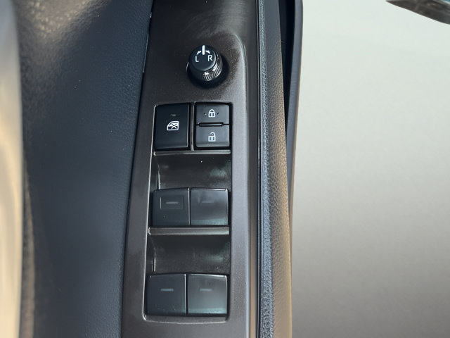 Used 2024 Toyota Camry SE FWD image 14