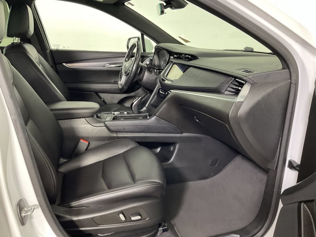 Used 2022 Cadillac XT5 Luxury AWD/4WD image 24