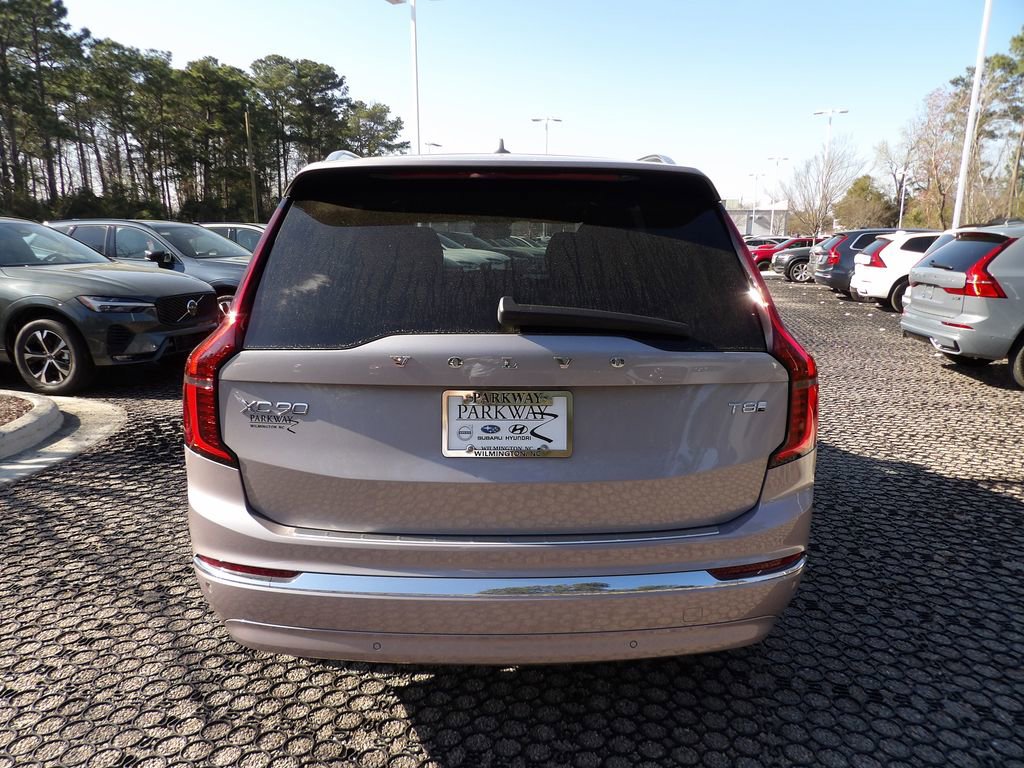 New 2026 Volvo XC90 T8 Plus w/ Protection Package Premier AWD/4WD image 6