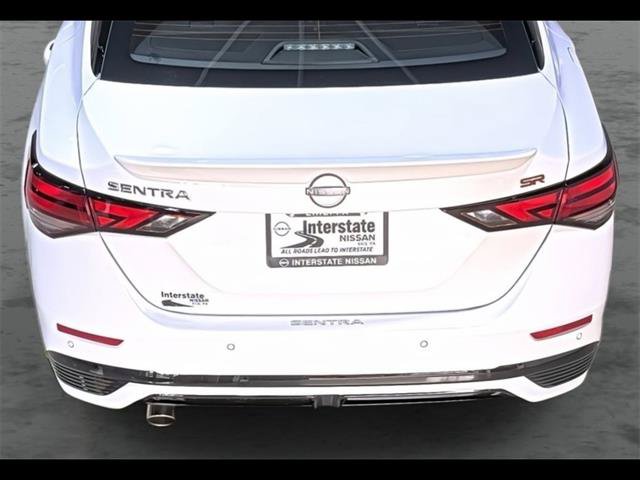Used 2025 Nissan Sentra SR FWD image 11