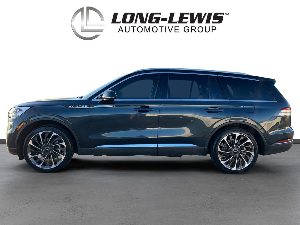 Used 2021 Lincoln Aviator Reserve w/ Equipment Group 202A image 2