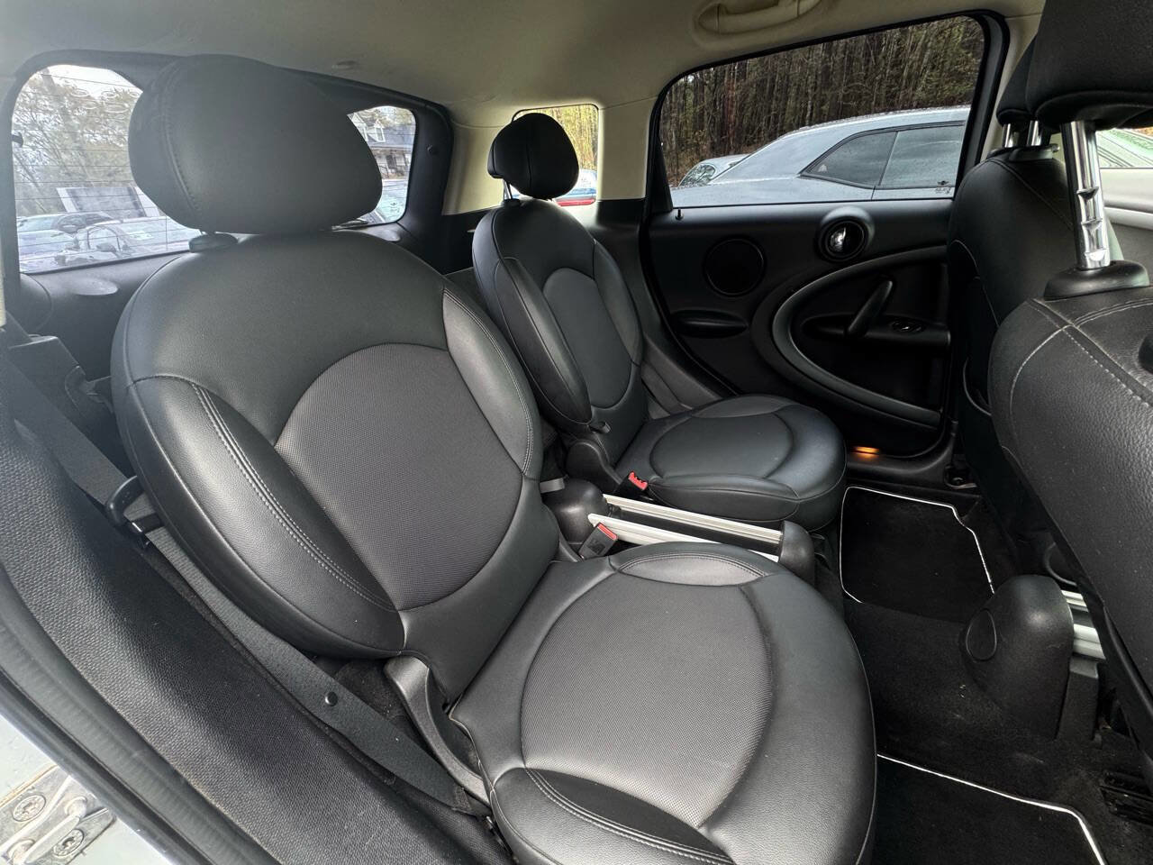 Used 2012 MINI Cooper Countryman S image 11