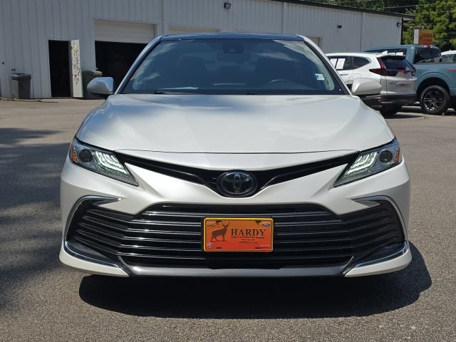 Used 2023 Toyota Camry XLE w/ Navigation Package AWD/4WD image 9