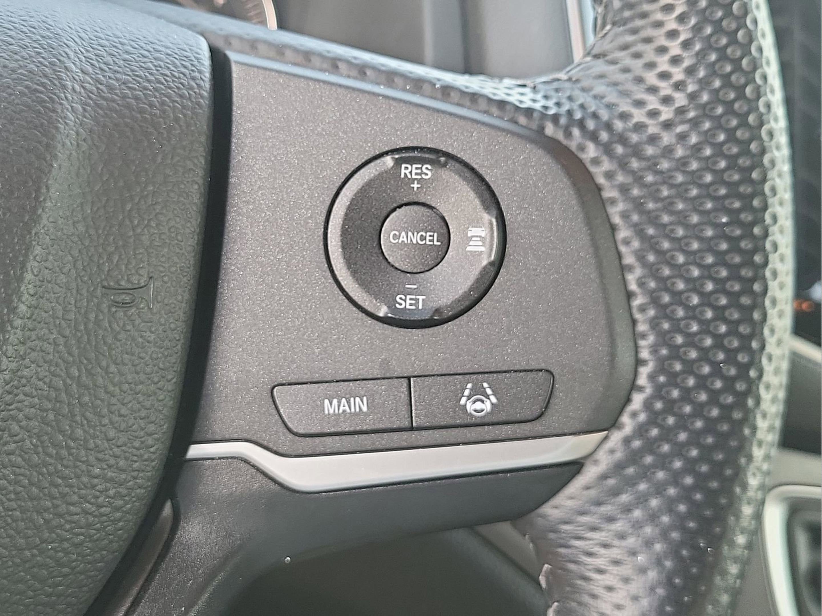 Certified 2025 Honda Passport EX-L image 10