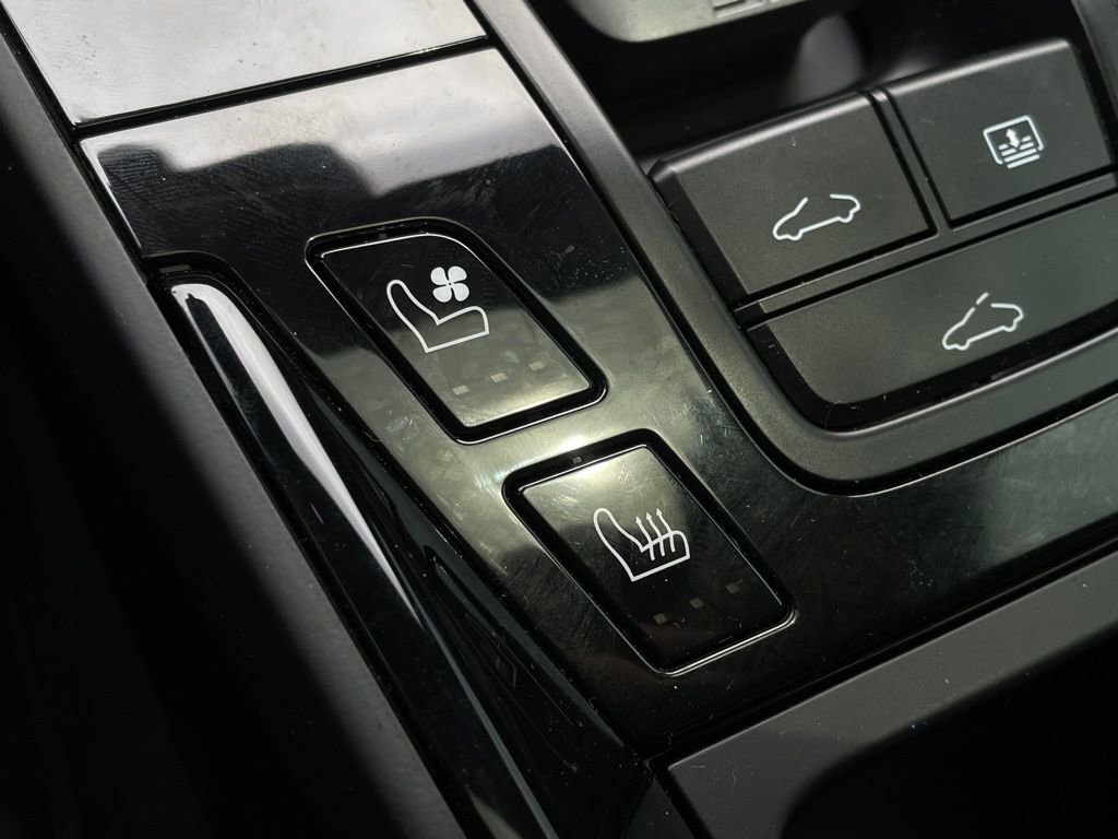 Used 2023 Porsche 911 Carrera T RWD image 21