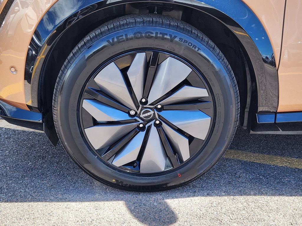 Certified 2024 Nissan Ariya AWD image 9