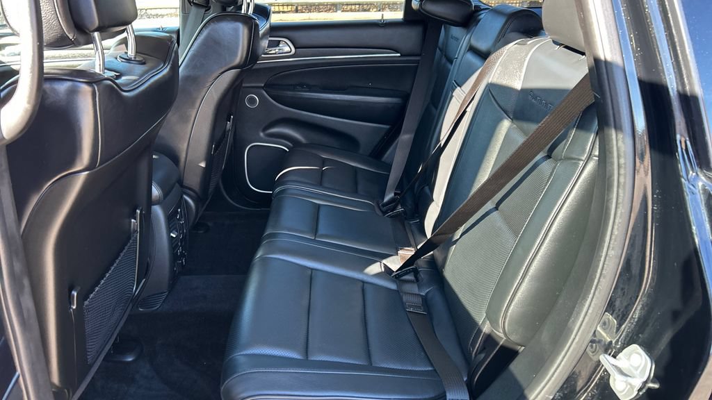 Used 2018 Jeep Grand Cherokee Summit AWD/4WD image 10