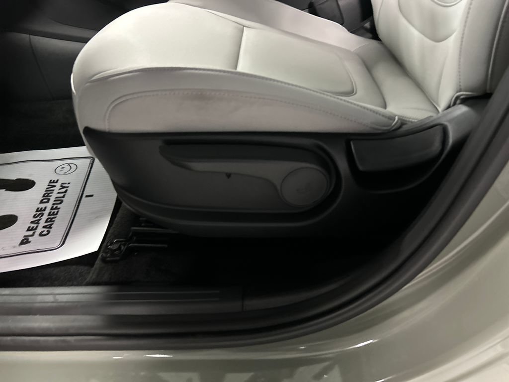 New 2027 Hyundai Santa Cruz SE AWD/4WD image 11