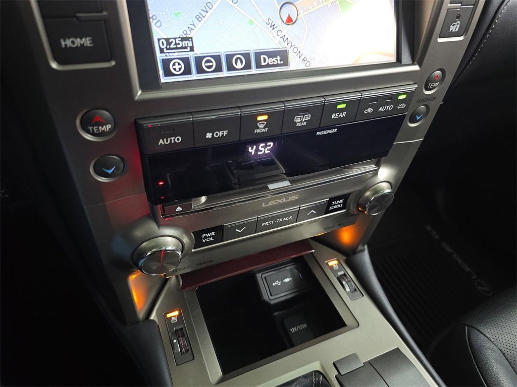 Used 2016 Lexus GX 460 image 26