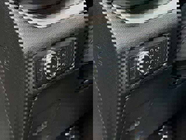 Used 2022 Ford Explorer XLT w/ Equipment Group 202A image 12