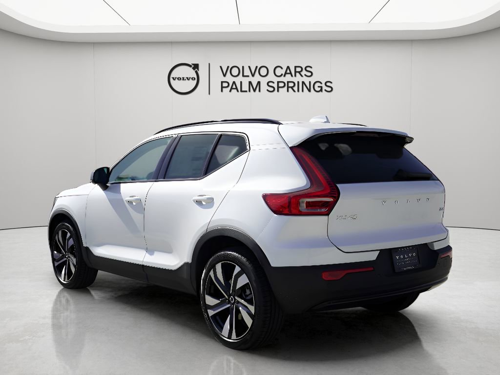 New 2026 Volvo XC40 B5 Ultra w/ Climate Package image 6