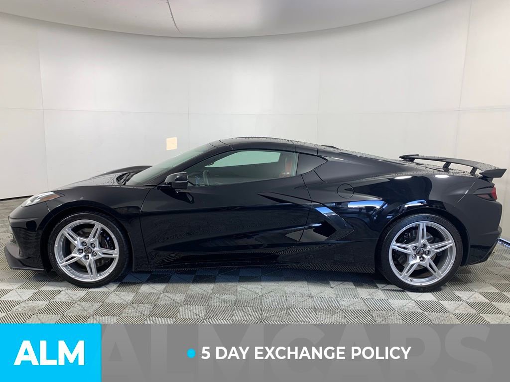 Used 2025 Chevrolet Corvette Stingray Coupe w/ 1LT image 5