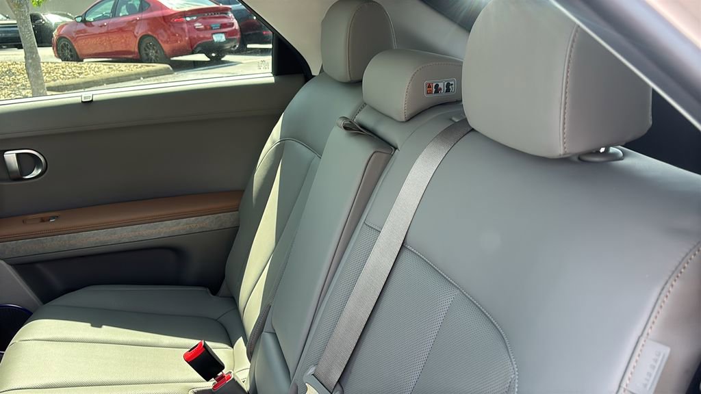 Used 2024 Hyundai Ioniq 5 Limited AWD/4WD image 30