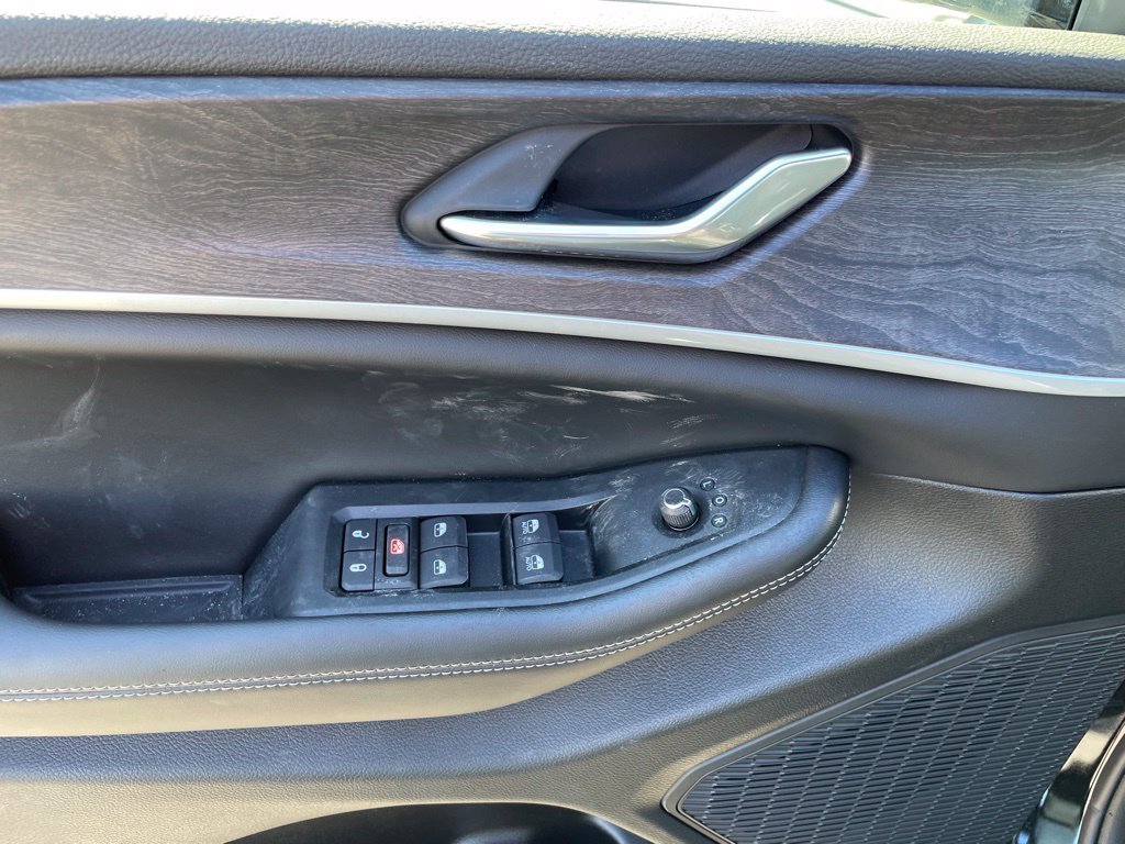 New 2026 Jeep Grand Cherokee Altitude AWD/4WD image 8