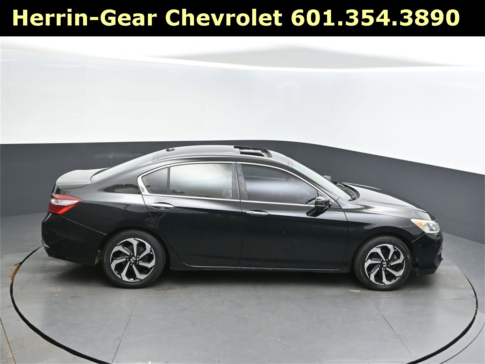 Used 2017 Honda Accord EX-L image 35