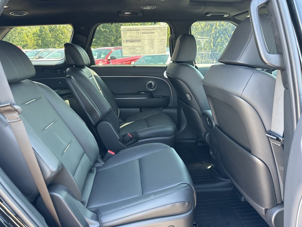 New 2026 Hyundai Palisade Calligraphy image 13