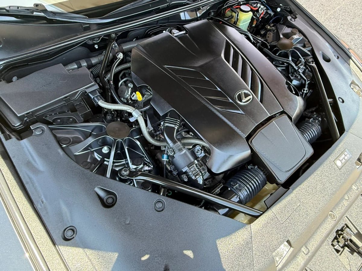 Used 2018 Lexus LC 500 Coupe w/ Touring Package RWD image 24