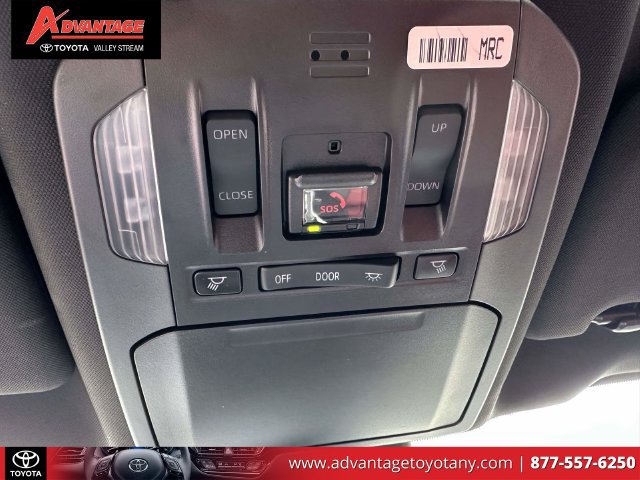 Used 2022 Toyota Highlander XSE AWD/4WD image 39