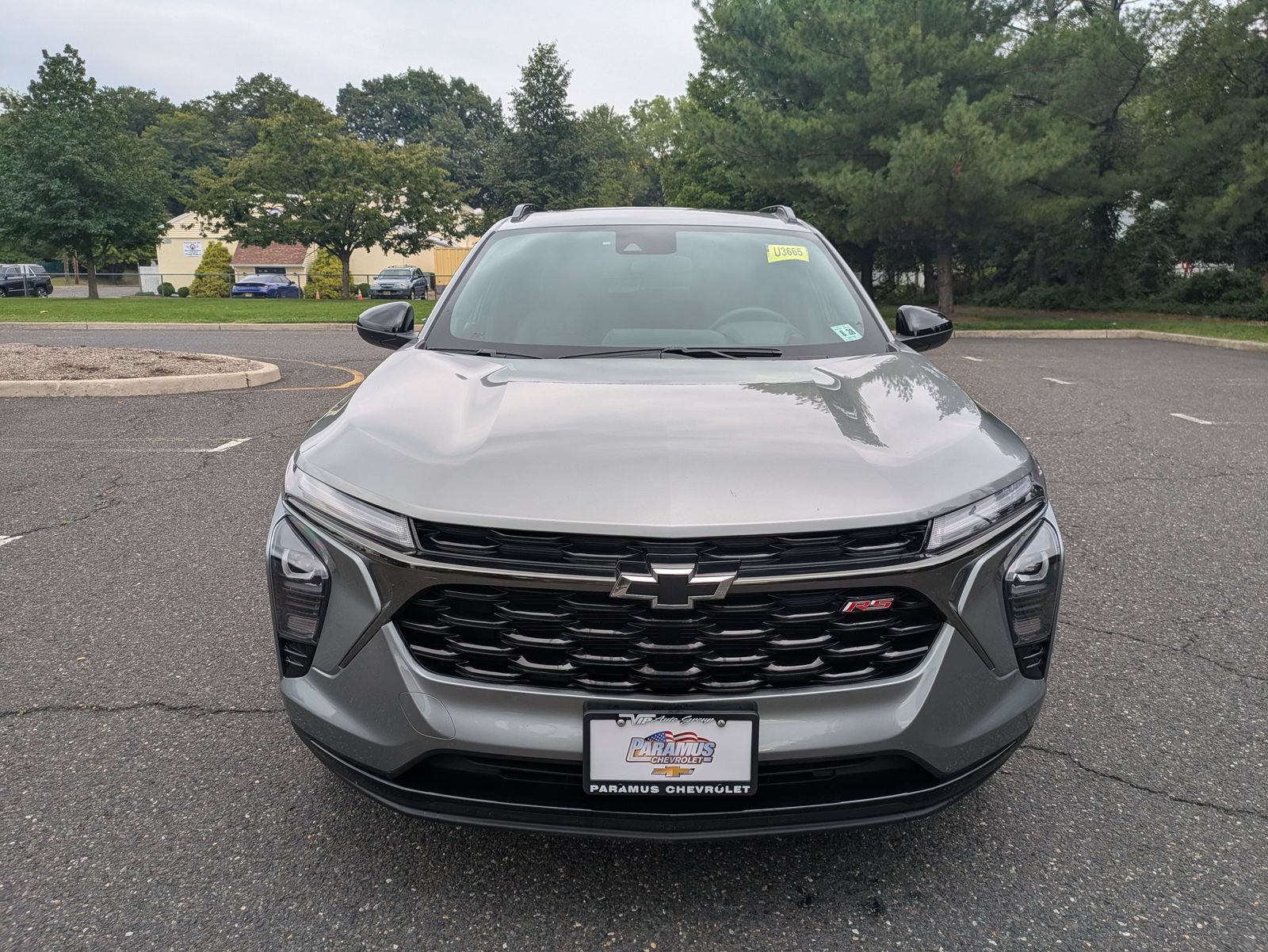 Used 2024 Chevrolet Trax RS w/ Sunroof Package FWD image 3
