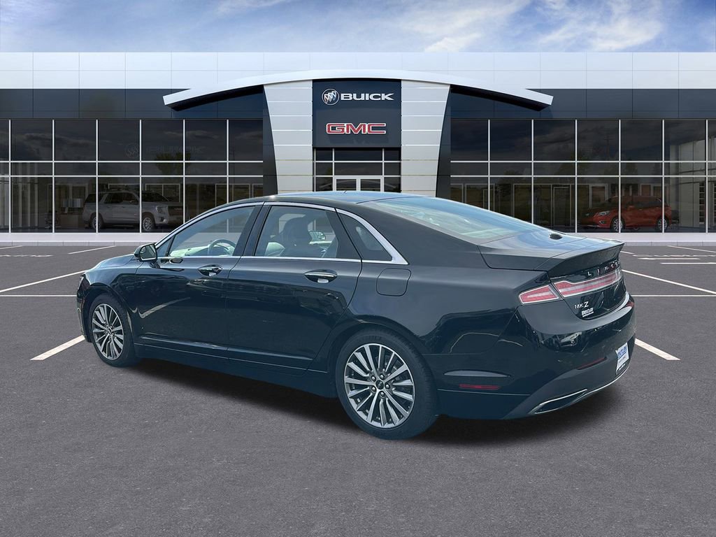 Used 2017 Lincoln MKZ Premiere image 3