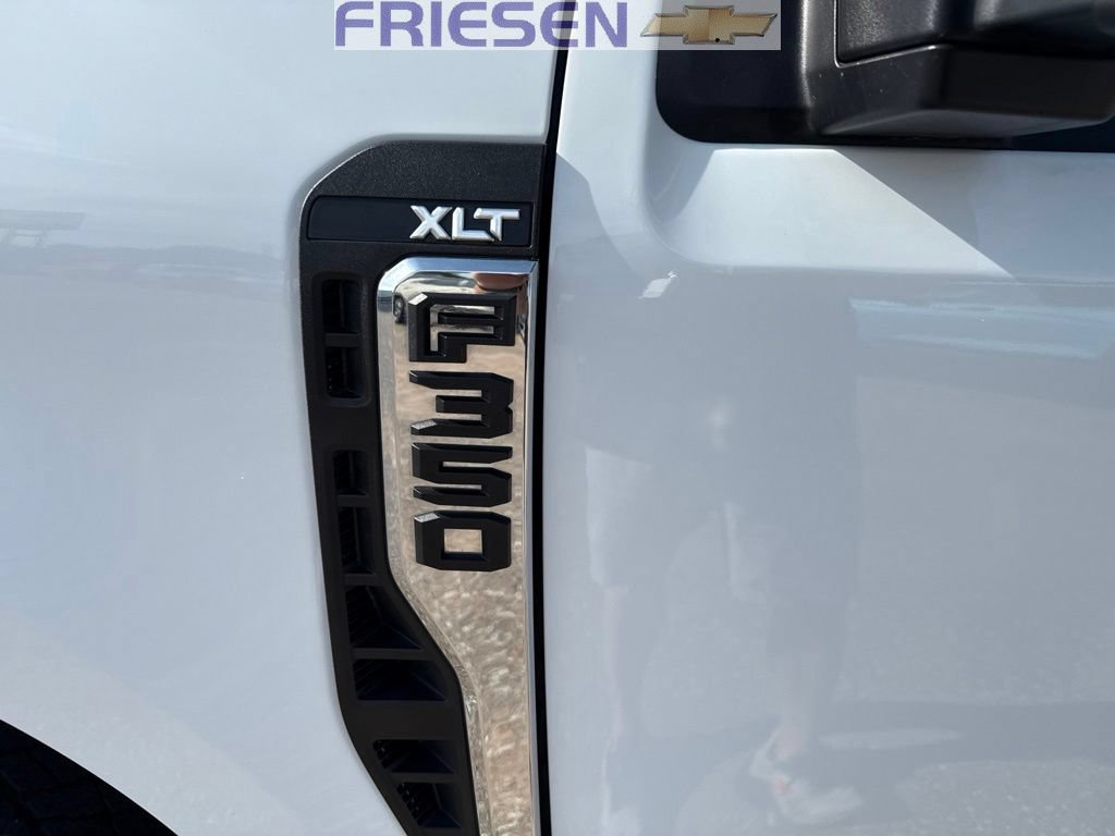 Used 2024 Ford F350 XLT w/ FX4 Off-Road Package AWD/4WD image 9