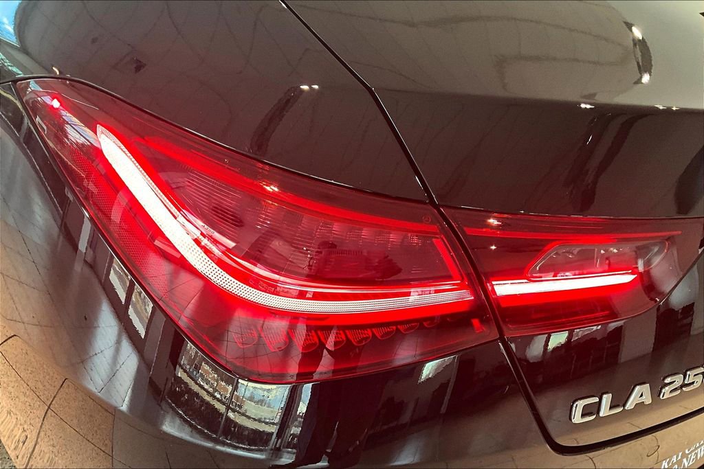 Certified 2025 Mercedes-Benz CLA 250 4MATIC image 31