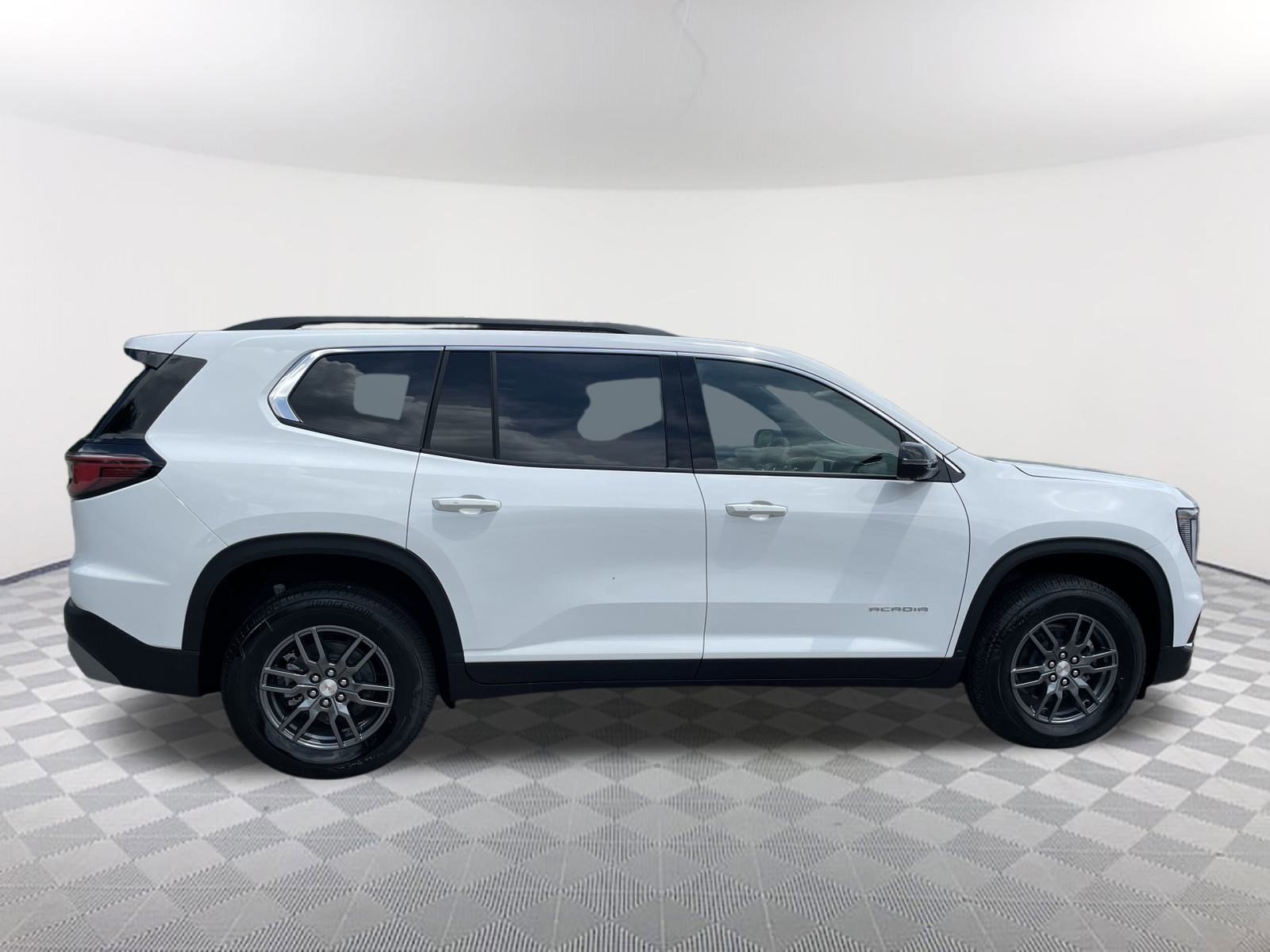 New 2025 GMC Acadia Elevation image 9