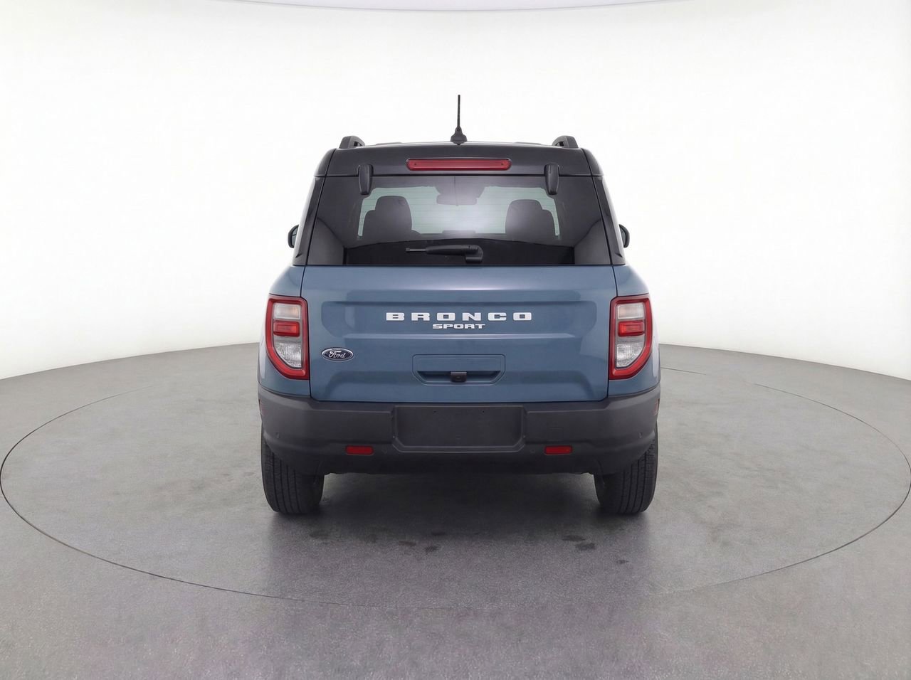 Used 2021 Ford Bronco Sport Outer Banks w/ Outer Banks Package image 3