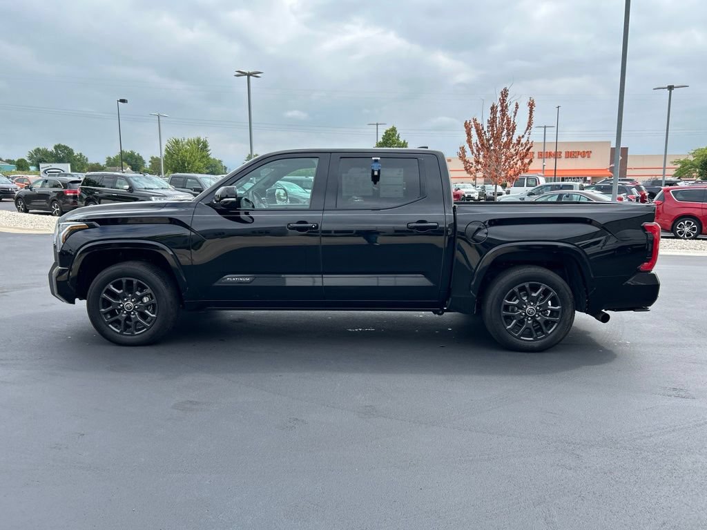 Used 2022 Toyota Tundra Platinum w/ Advanced Package AWD/4WD image 10