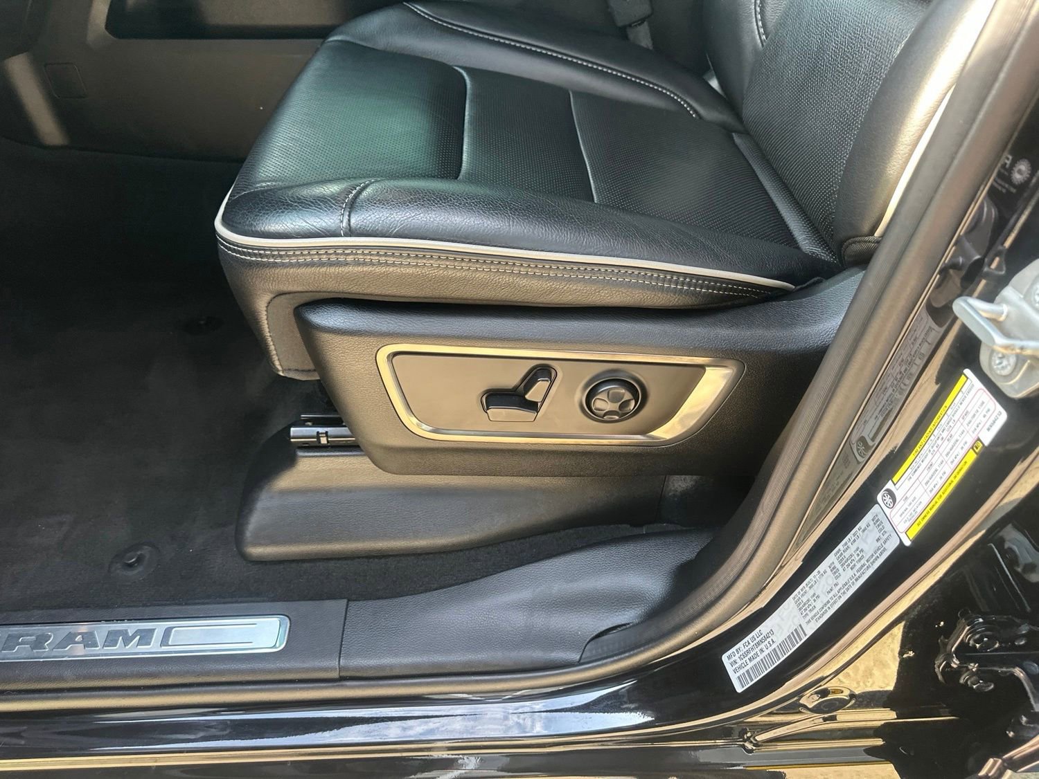 Used 2021 RAM 1500 Limited w/ Night Edition AWD/4WD image 27