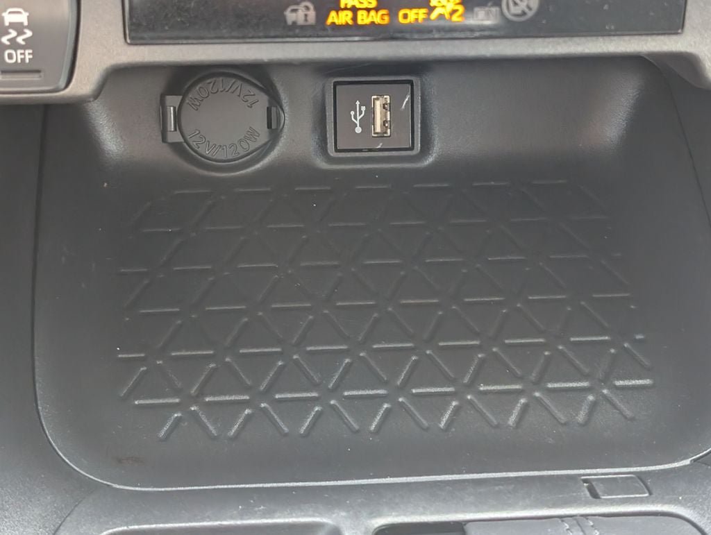 Certified 2025 Toyota RAV4 XLE AWD/4WD image 22