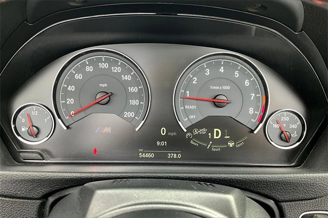 Used 2015 BMW M4 Convertible image 22