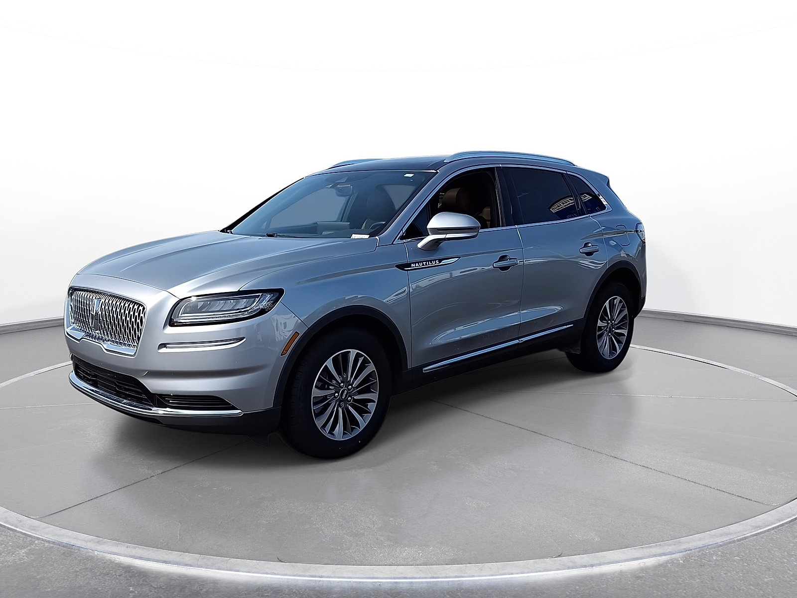 Used 2022 Lincoln Nautilus Reserve w/ Luxury Package AWD/4WD image 4