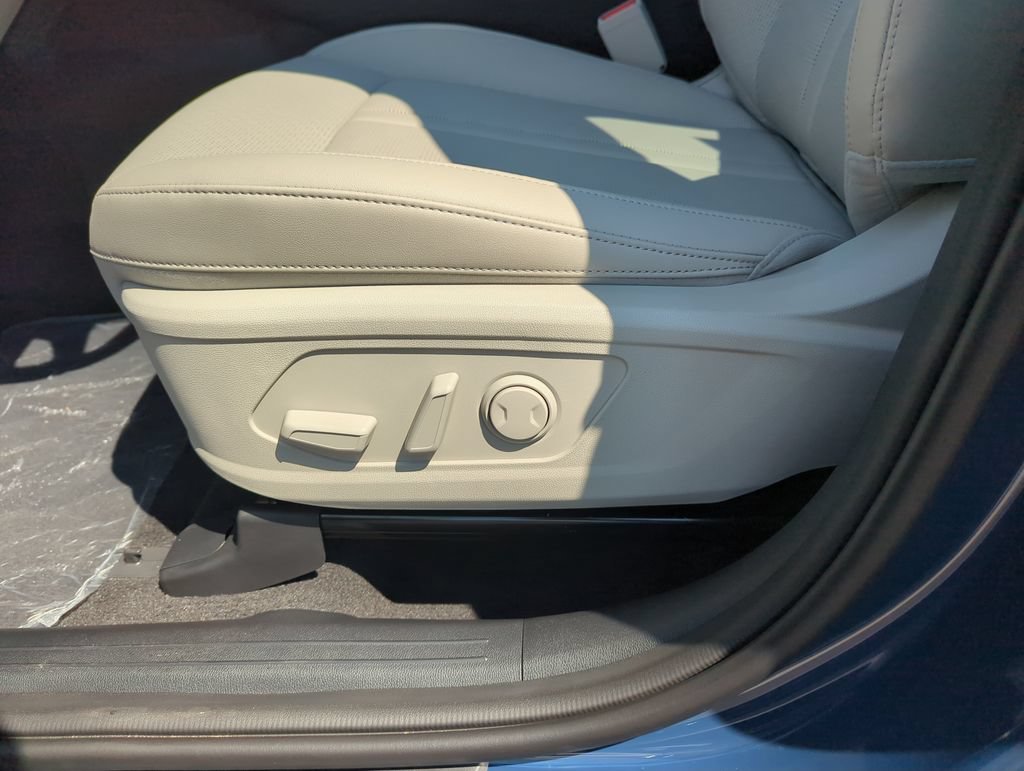 New 2026 Kia Sorento SX FWD image 13
