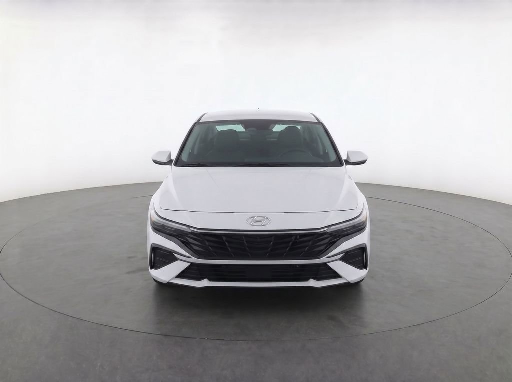 Certified 2025 Hyundai Elantra Hybrid FWD image 5