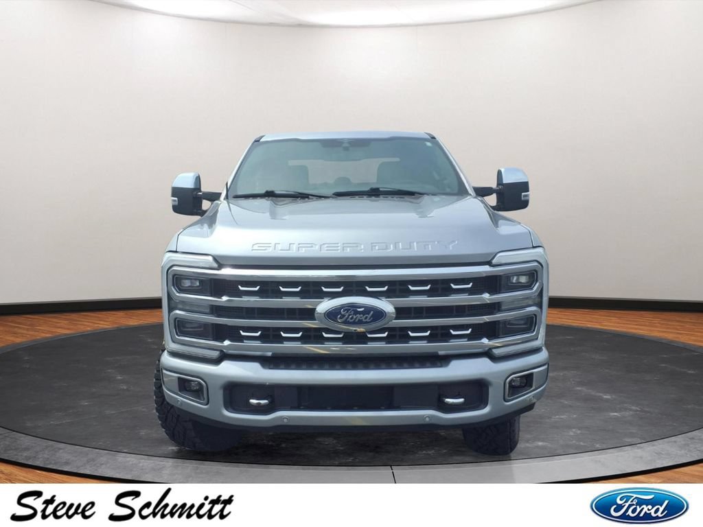 Used 2023 Ford F350 Platinum w/ Tremor Off-Road Package AWD/4WD image 35