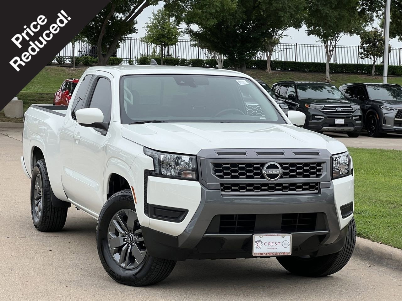 Certified 2025 Nissan Frontier SV RWD image 1