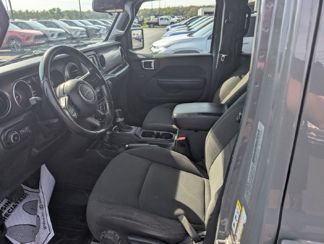 Used 2019 Jeep Wrangler Unlimited Sport S AWD/4WD image 12