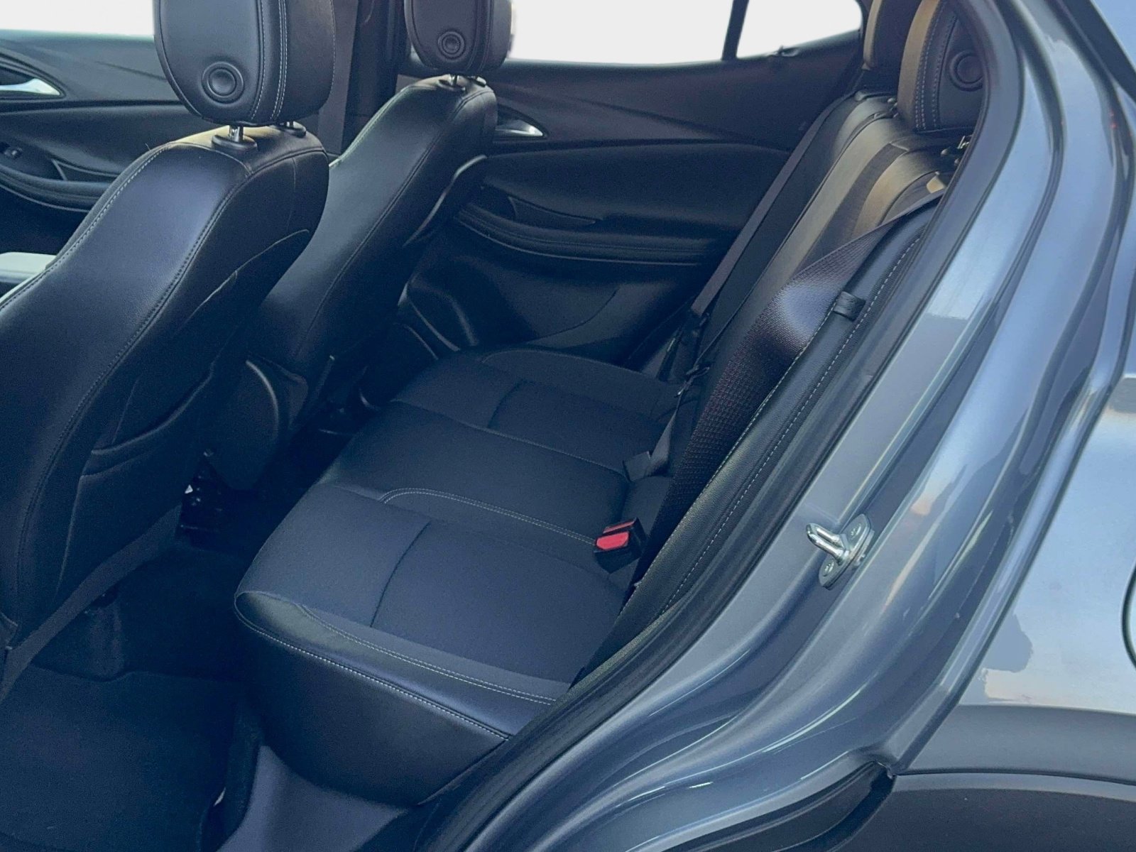 Used 2021 Buick Encore GX Preferred w/ Cold Weather Comfort Package image 15