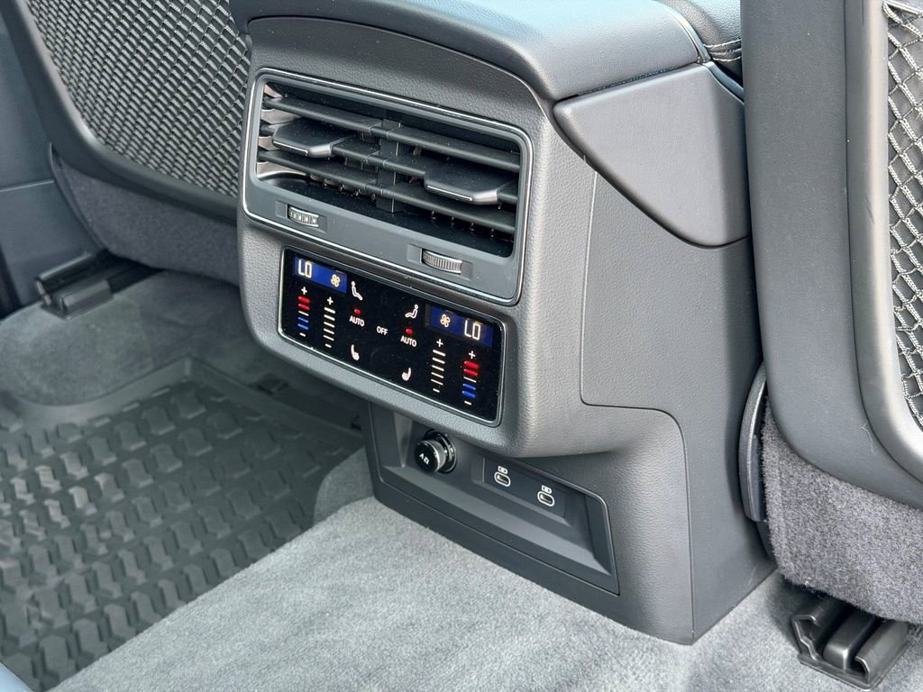 Certified 2025 Audi Q7 3.0T Premium Plus w/ Premium Plus Package image 18