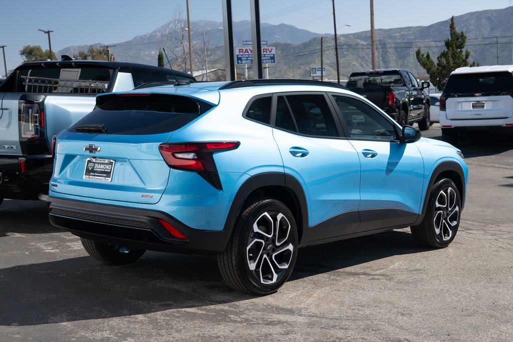 New 2026 Chevrolet Trax RS w/ Driver Confidence Package FWD image 5