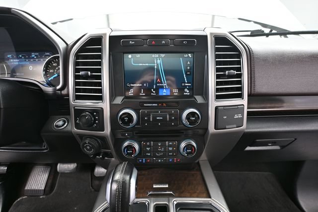 Used 2017 Ford F150 Platinum w/ Equipment Group 701A Luxury AWD/4WD image 25
