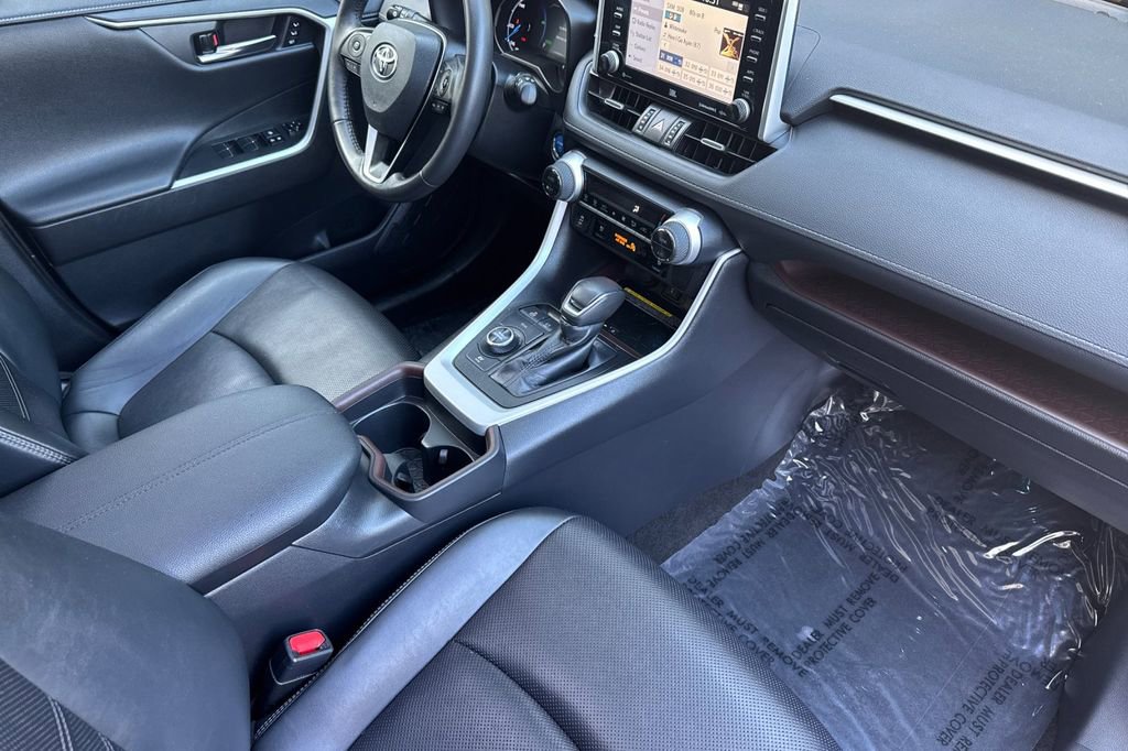 Certified 2021 Toyota RAV4 Limited AWD/4WD image 15