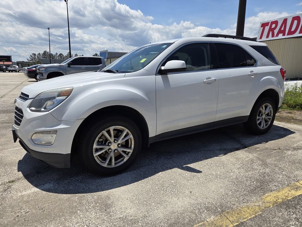 Used 2017 Chevrolet Equinox LT w/ Convenience Package AWD/4WD image 3
