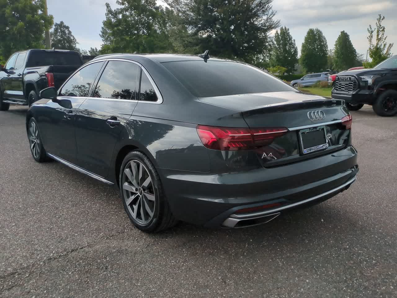 Used 2021 Audi A4 2.0T Premium w/ Convenience Package AWD/4WD image 4