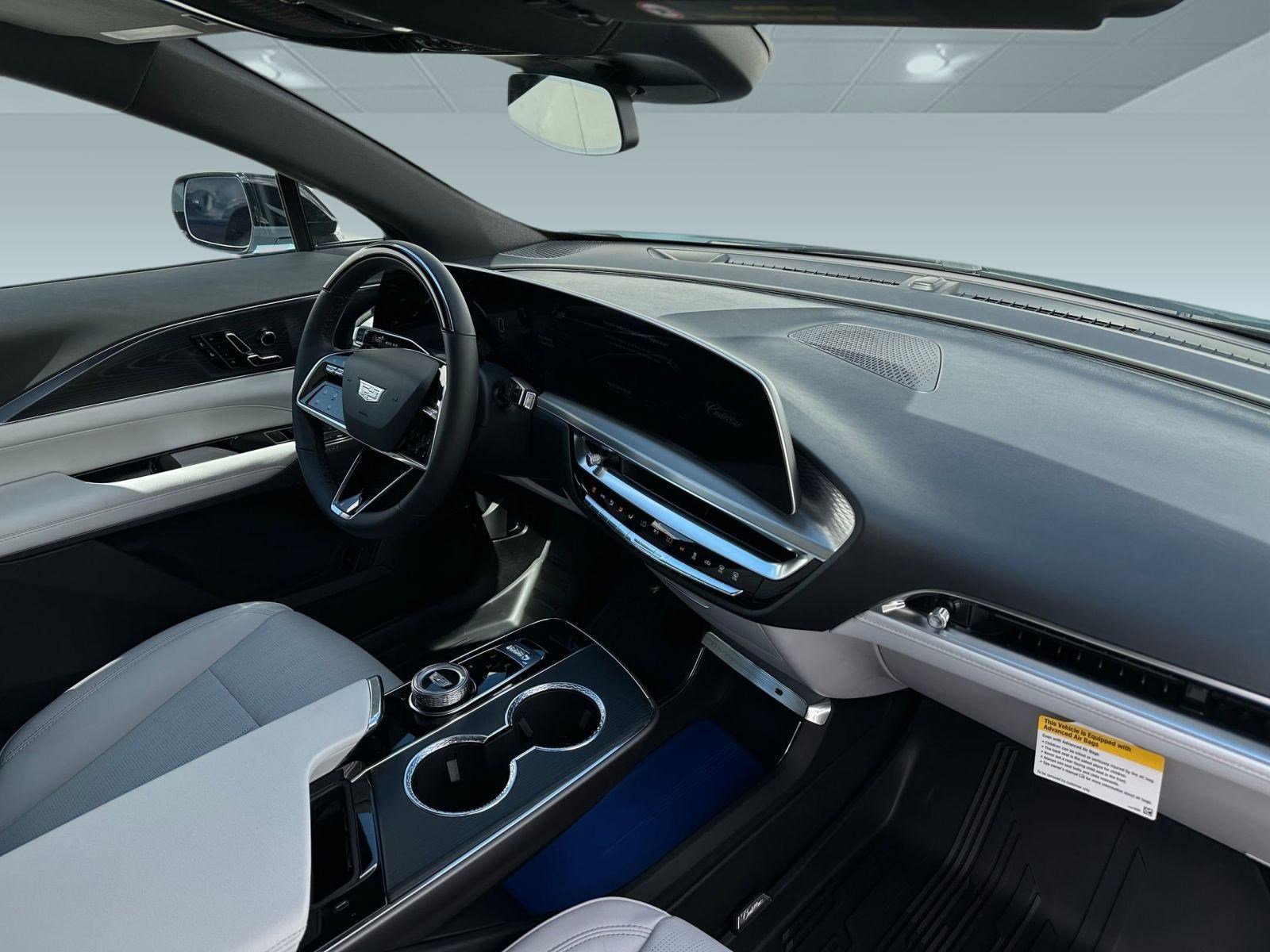 New 2026 Cadillac Lyriq Sport image 31