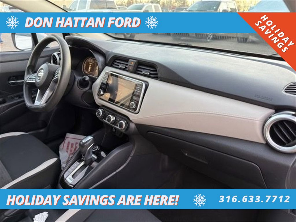 Used 2021 Nissan Versa SV image 8