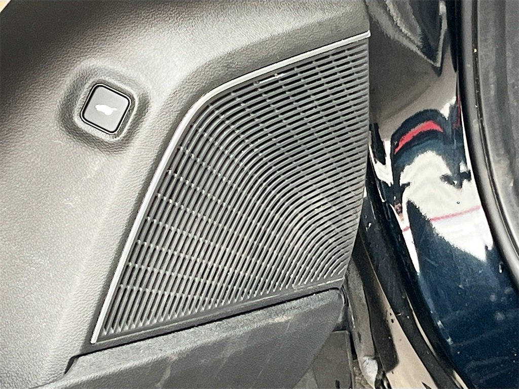 Used 2023 Acura MDX SH-AWD w/ Advance Package image 19